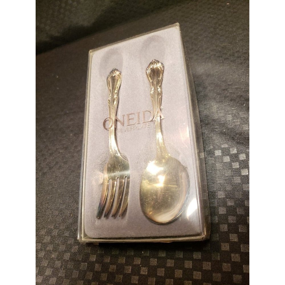 Oneida Harmony 2 Pc Educator silverplate Infant Baby Child Fork,   Spoon Set